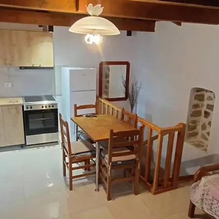 Hill House Vuno
